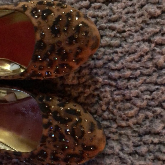 Cheetah print sparkle flats ⭐️🌟⭐️ - Picture 3 of 4